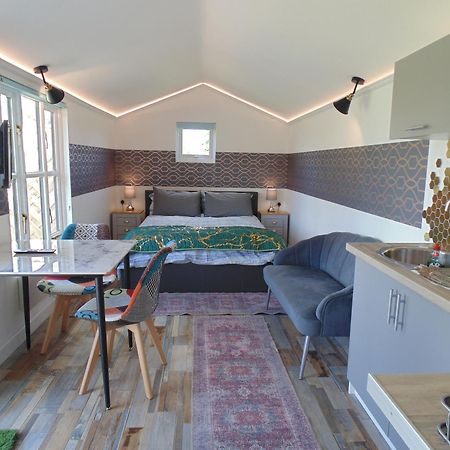 The Cabin Pakenham Luaran gambar